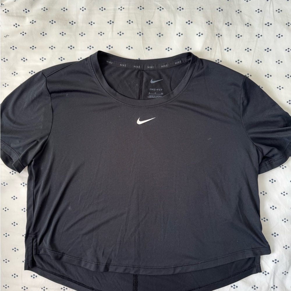 Nike Women's Cropped Tee